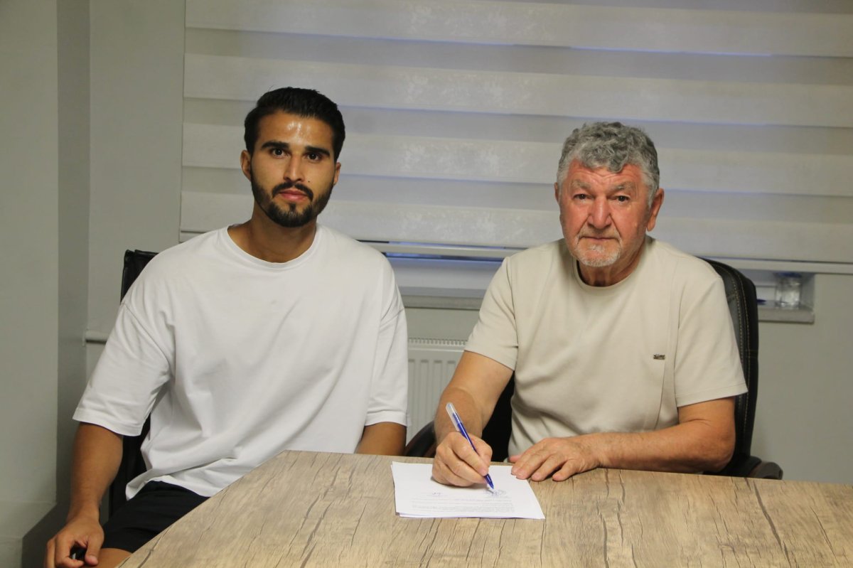 EREĞLİSPOR İLK TRANSFERİNİ AÇIKLADI! MUSTAFA BARAN İMZAYI ATTI