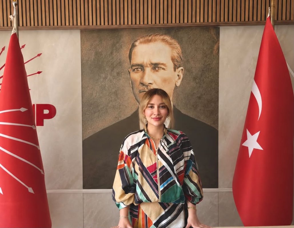 CHP EREĞLİ İLÇE BAŞKANLIĞI’NDA YENİ DÖNEM BAŞLADI: İLÇE BİNASINDA ÇALIŞMALAR HIZ KAZANDI 