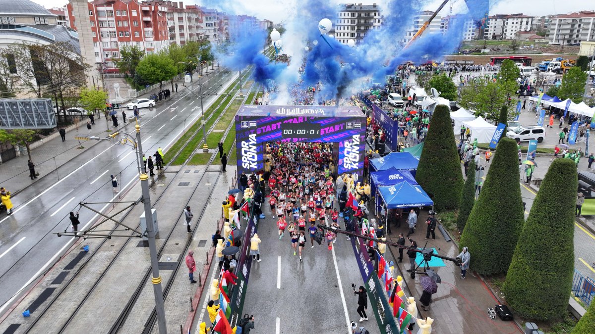 5. ULUSLARARASI KONYA YARI MARATONU’NDA DÜNYANIN RİTMİ KONYA’DA ATTI